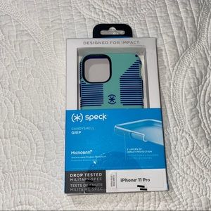 Speck Iphone 11 Pro case